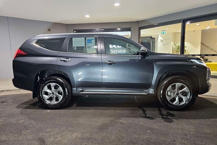 2025 Mitsubishi Pajero Sport GLX