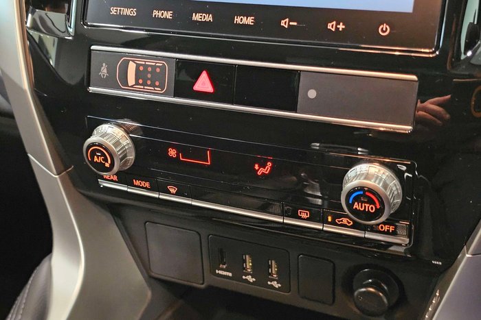 2025 Mitsubishi Pajero Sport GLX