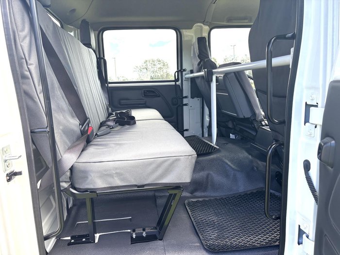 2024 Isuzu F Series FSS110-210 White