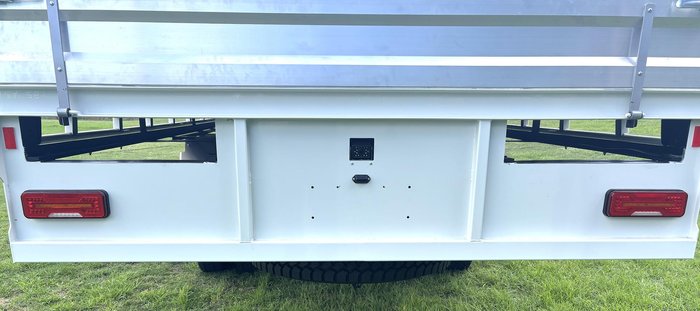 2024 Isuzu F Series FSS110-210 White