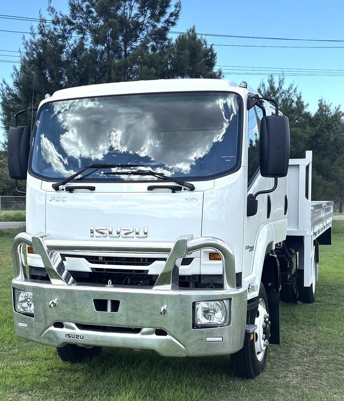 2024 Isuzu F Series FSS110-210 White