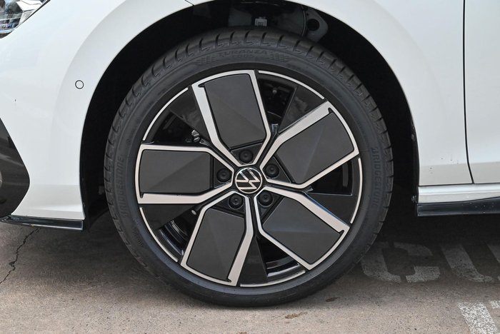 2026 Volkswagen Golf 110TSI R-Line