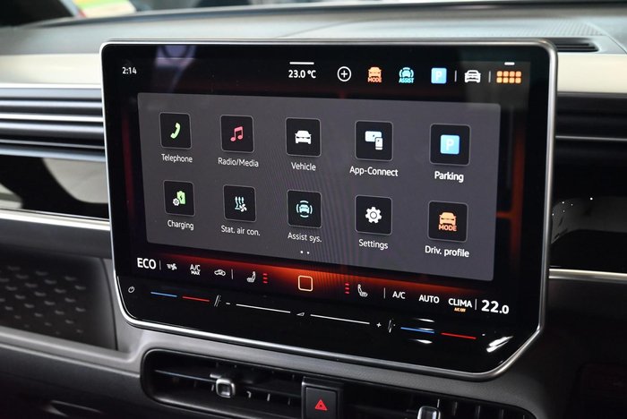 2025 Volkswagen ID. Buzz Pro BEV560
