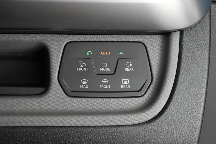 2025 Volkswagen ID. Buzz Pro BEV560