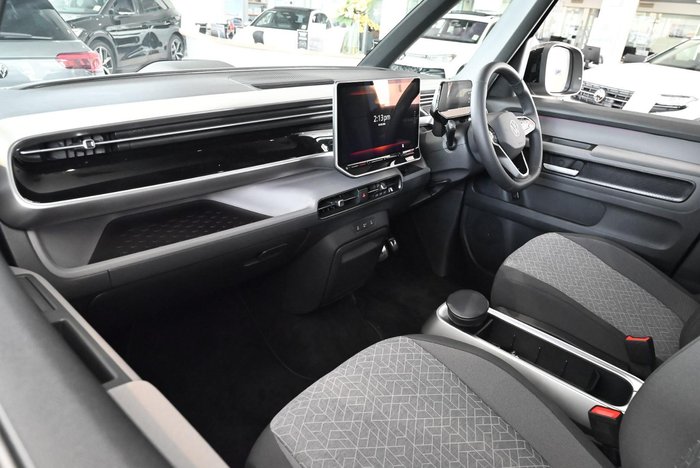2025 Volkswagen ID. Buzz Pro BEV560