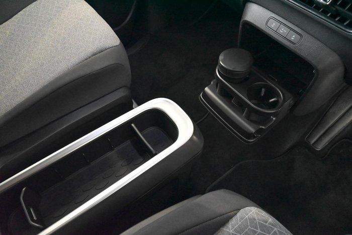 2025 Volkswagen ID. Buzz Pro BEV560