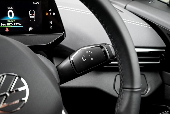 2025 Volkswagen ID.5 Pro