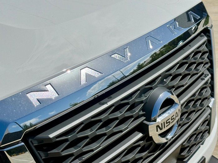 2025 Nissan Navara ST-X