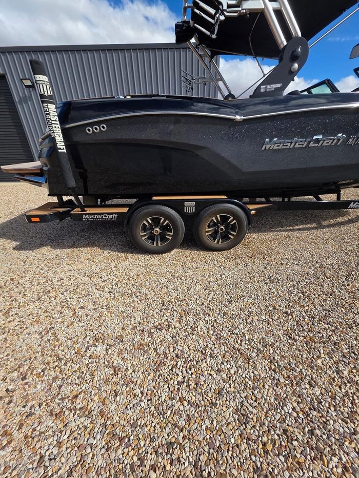 2021 MasterCraft NXT22