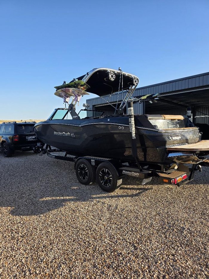 2021 MasterCraft NXT22