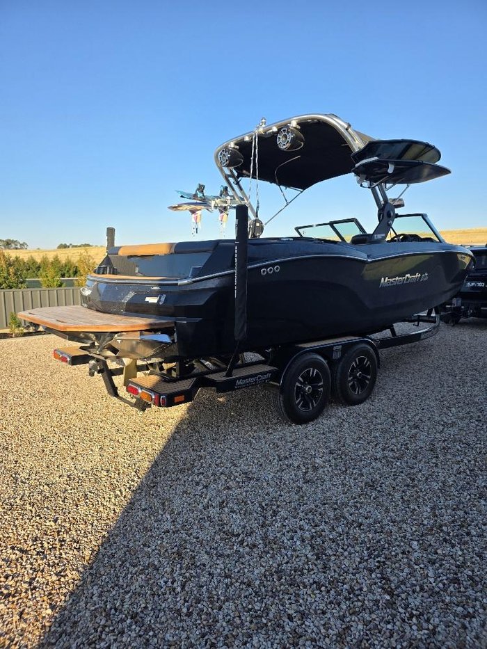 2021 MasterCraft NXT22