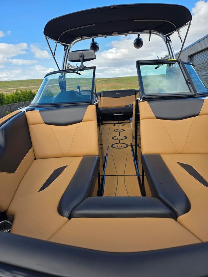 2021 MasterCraft NXT22