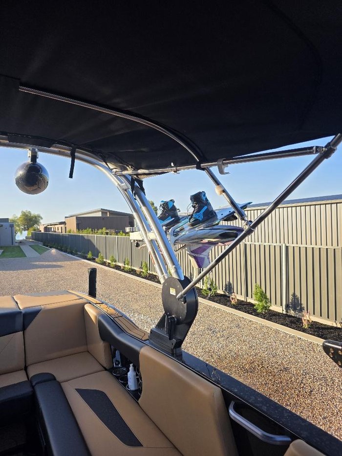 2021 MasterCraft NXT22