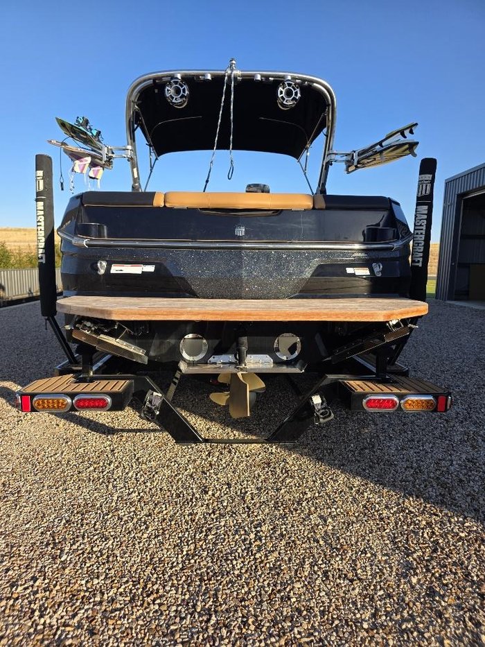 2021 MasterCraft NXT22