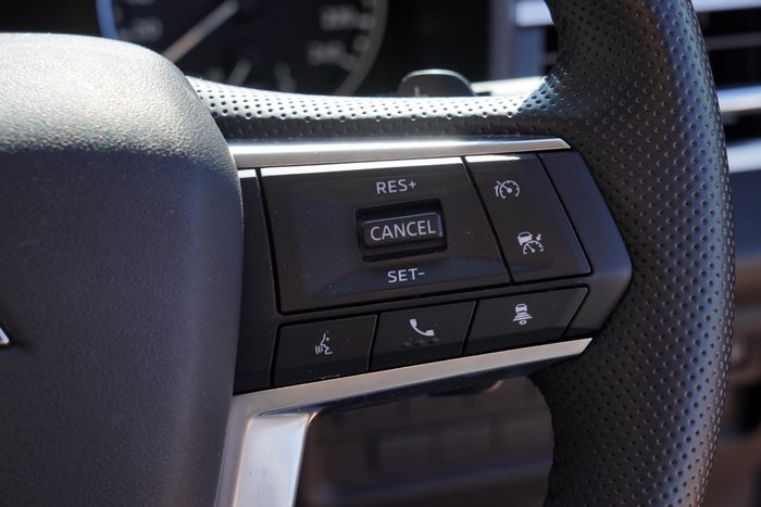 2025 Mitsubishi Outlander LS