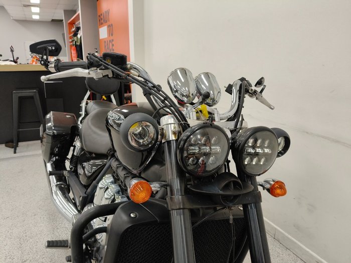 2018 Triumph ROCKET III ROADSTER Black