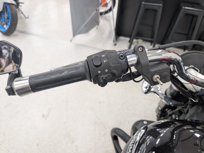 2018 Triumph ROCKET III ROADSTER Black