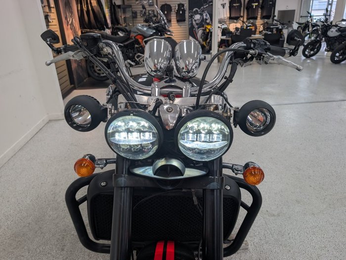 2018 Triumph ROCKET III ROADSTER Black