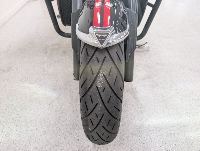 2018 Triumph ROCKET III ROADSTER Black