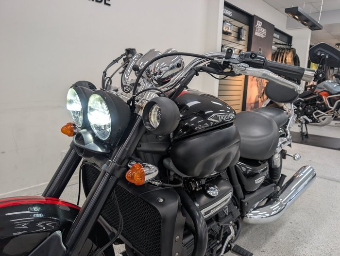 2018 Triumph ROCKET III ROADSTER Black