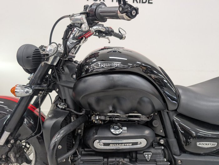 2018 Triumph ROCKET III ROADSTER Black