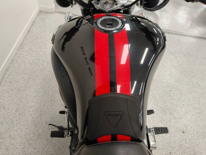 2018 Triumph ROCKET III ROADSTER Black