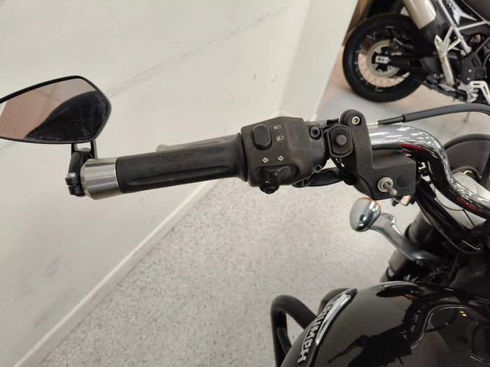 2018 Triumph ROCKET III ROADSTER Black