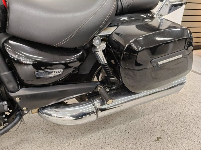 2018 Triumph ROCKET III ROADSTER Black