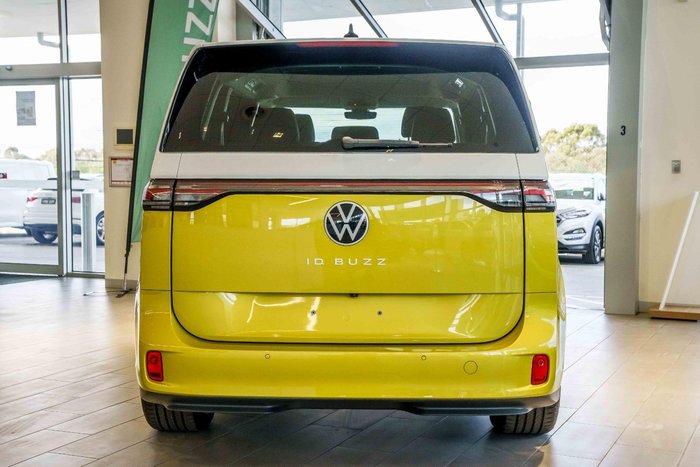 2025 Volkswagen ID. Buzz Pro BEV560