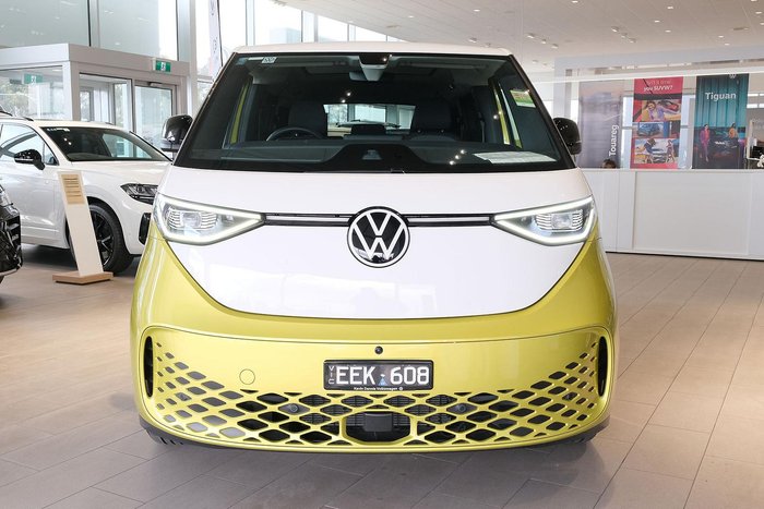 2025 Volkswagen ID. Buzz Pro BEV560
