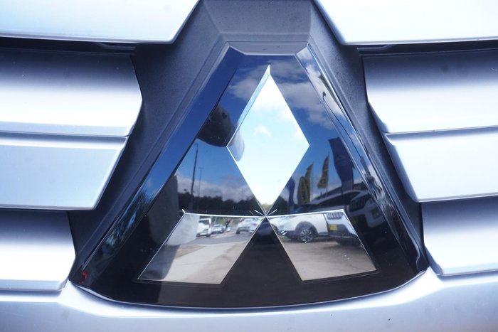 2021 Mitsubishi Pajero Sport GLS