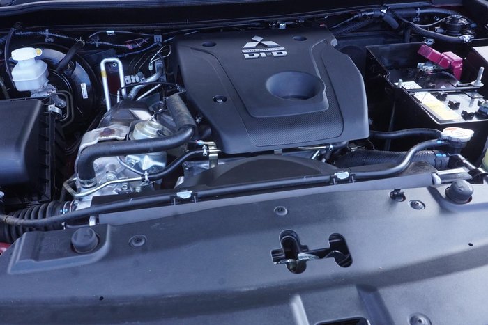 2021 Mitsubishi Pajero Sport GLS