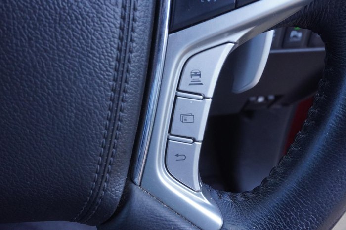 2021 Mitsubishi Pajero Sport GLS