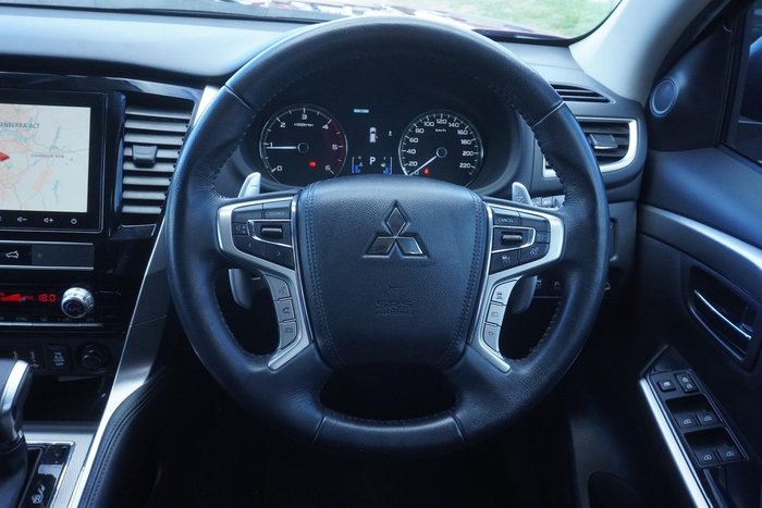 2021 Mitsubishi Pajero Sport GLS