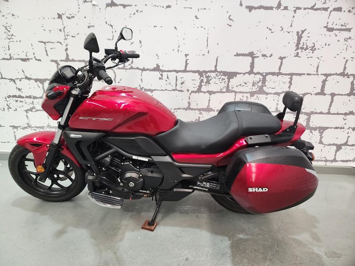 2013 Honda CTX700N (CTX700NA) CTX Red
