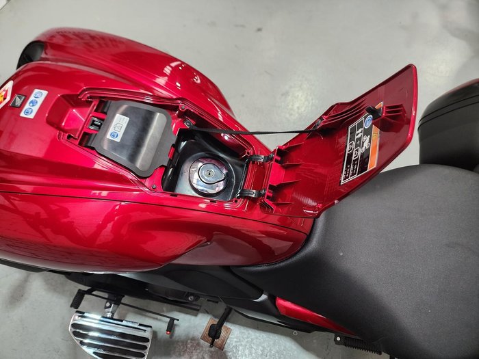 2013 Honda CTX700N (CTX700NA) CTX Red