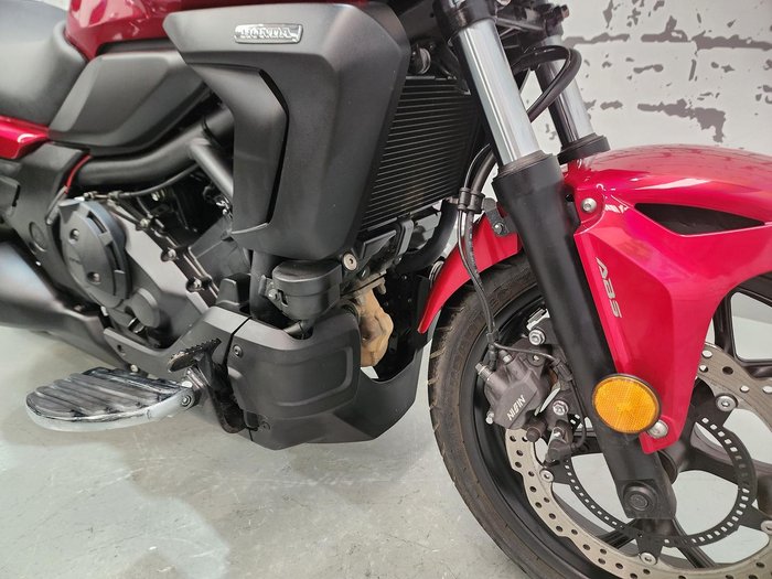 2013 Honda CTX700N (CTX700NA) CTX Red