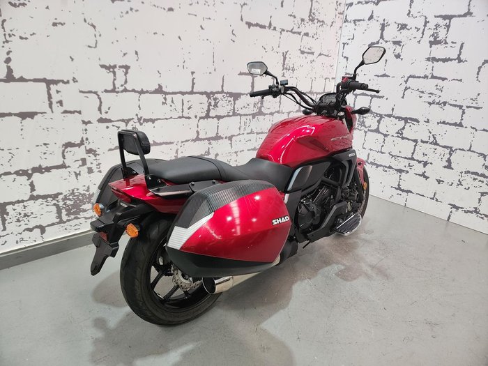 2013 Honda CTX700N (CTX700NA) CTX Red