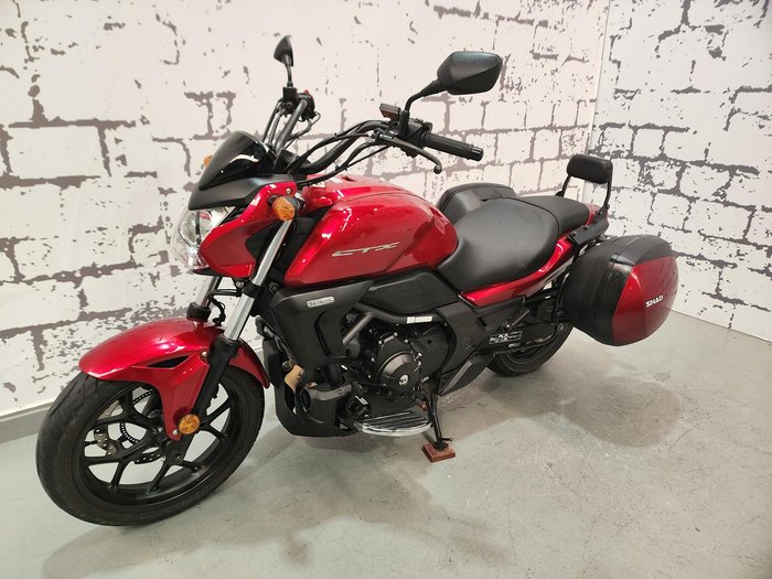 2013 Honda CTX700N (CTX700NA) CTX Red