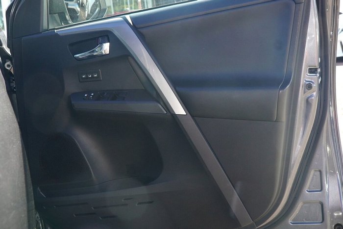 2018 Toyota RAV4 Cruiser