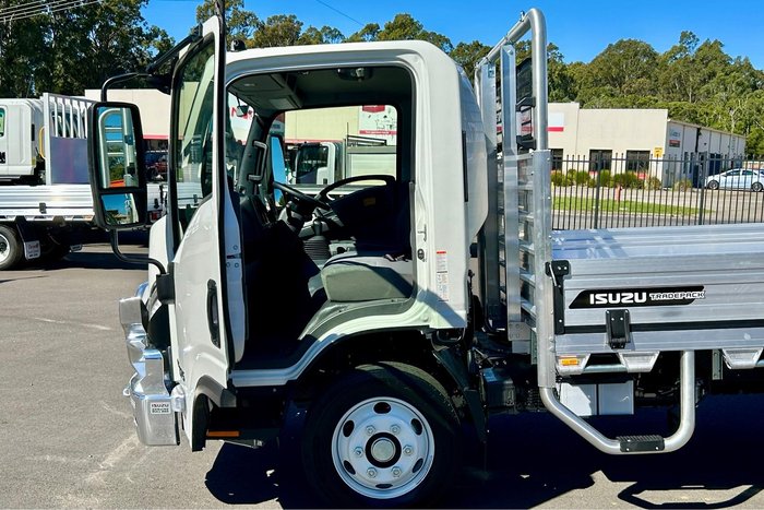 2026 Isuzu N Series NPR 45/65-175 MT D34 Tradepack