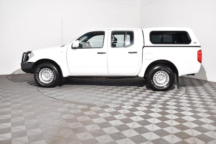 2015 Nissan Navara RX