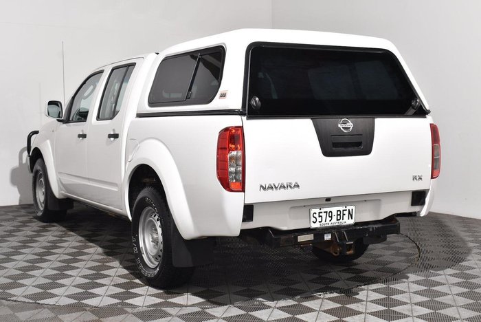2015 Nissan Navara RX