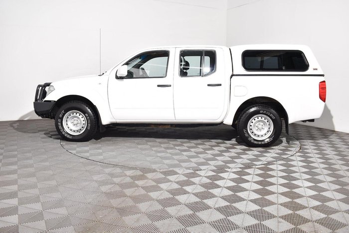 2015 Nissan Navara RX