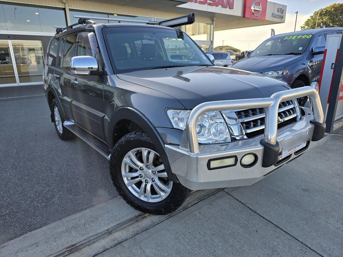 2015 Mitsubishi Pajero GLX