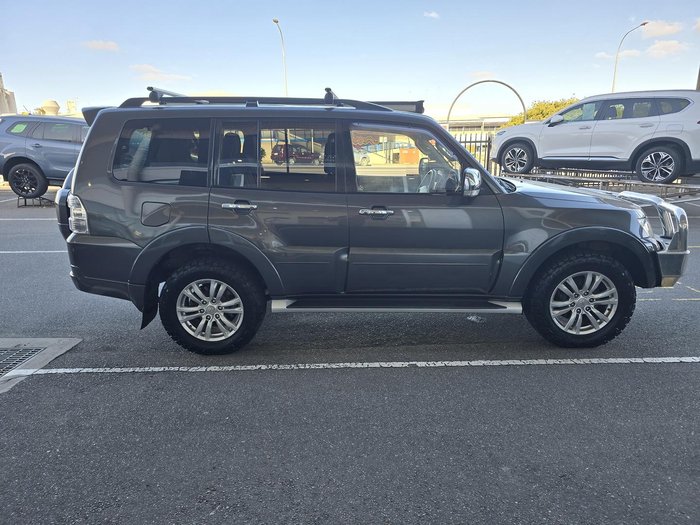 2015 Mitsubishi Pajero GLX