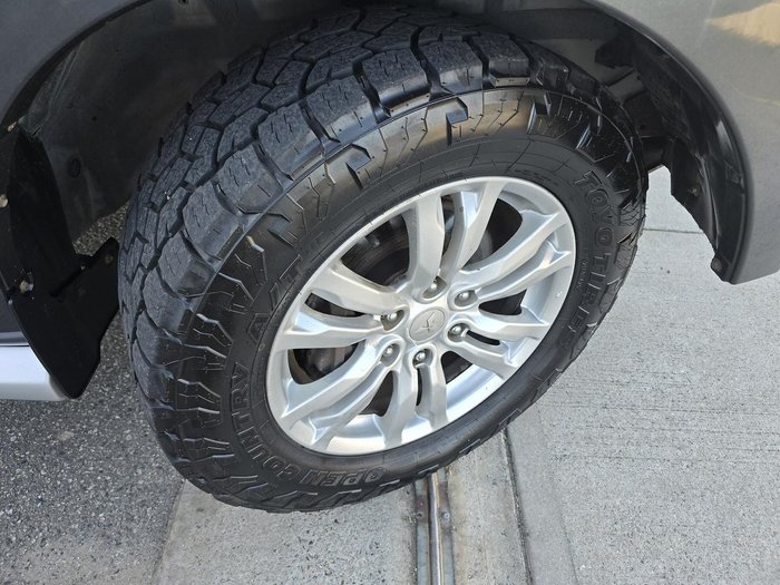 2015 Mitsubishi Pajero GLX