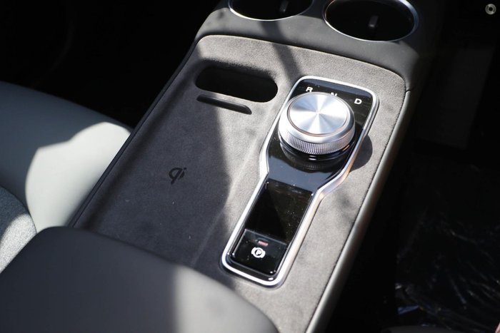 2025 MG MGS5 EV Essence 49