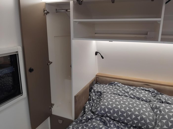 2026 Traveller 20Ft Track Semi Off-Road Triple Bunk Family Van New Model