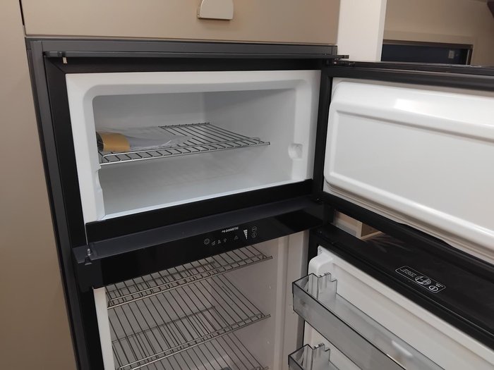 2026 Traveller 20Ft Track Semi Off-Road Triple Bunk Family Van New Model